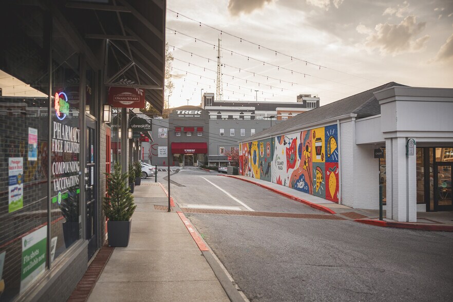 More Photos Of 828 Dulaney Valley Rd, Towson Unknown For Lease