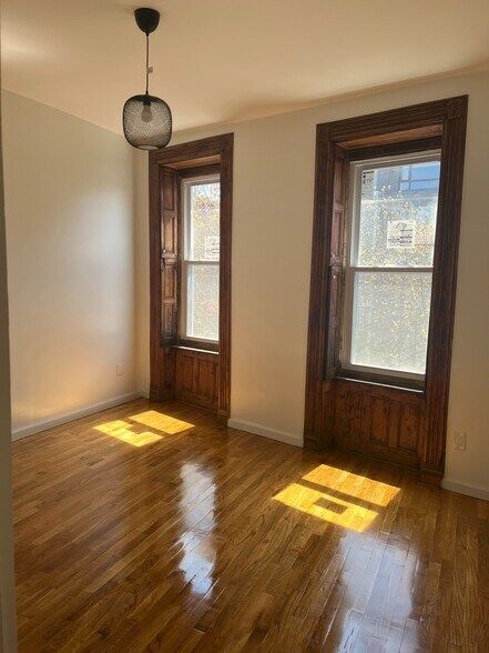 More Photos Of 248 Driggs Ave, Brooklyn Apartments For Sale