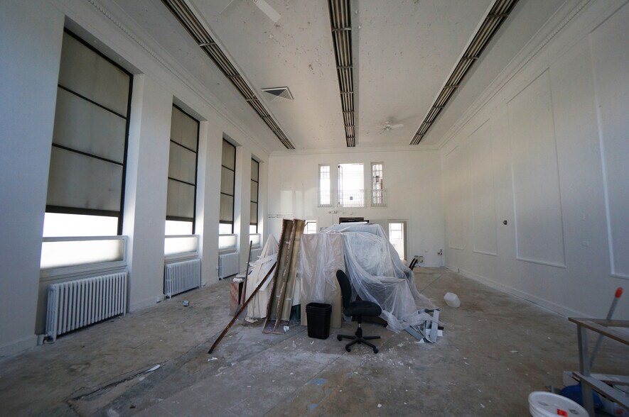 More Photos Of 242 State St, Hackensack Freestanding For Lease