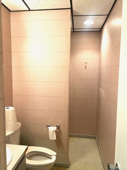 More Photos Of 8129-8375 NW 88th Ave, Tamarac General Retail For Lease