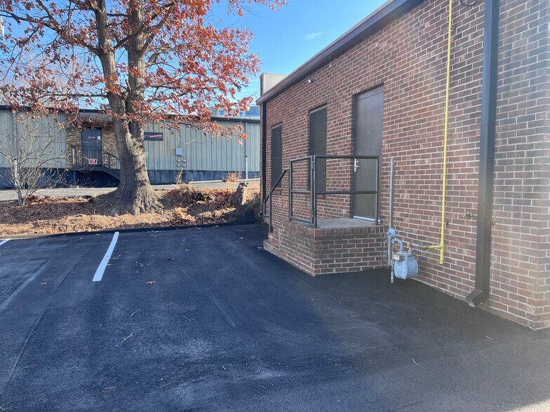More Photos Of 239 Haywood St, Asheville Office For Lease