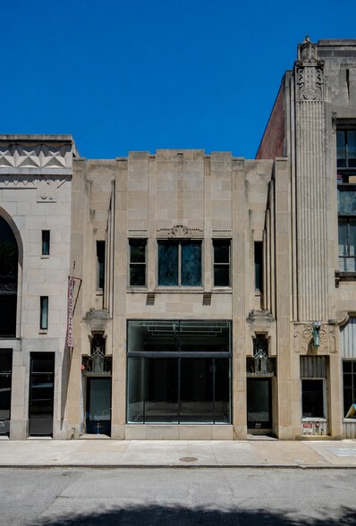 Primary Photo Of 304 E Grace St, Richmond Storefront Retail Office For Lease