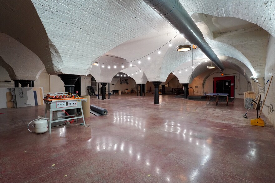 More Photos Of 1612-1616 Moore St, Cincinnati Manufacturing For Sale