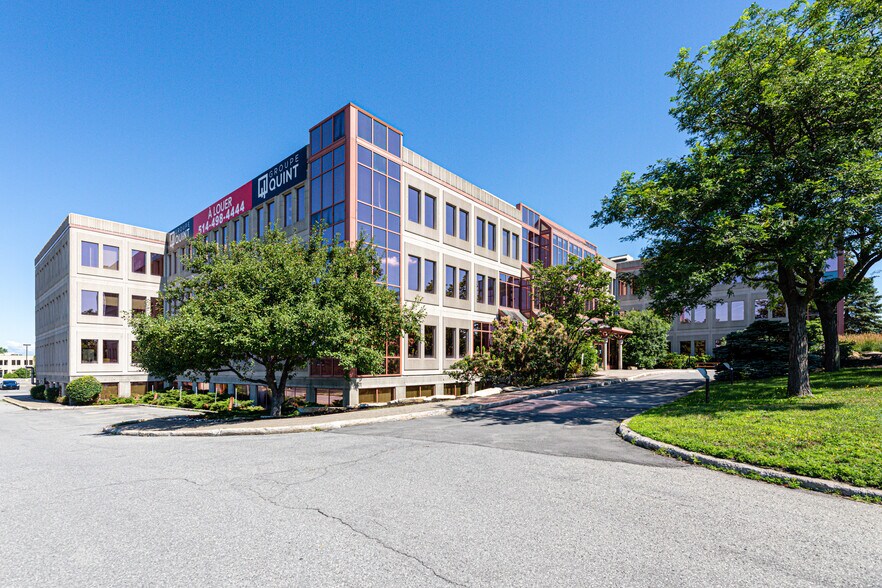 More Photos Of 7405 Rte Transcanadienne, Montréal Office For Lease