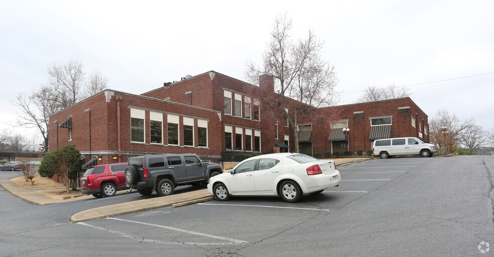 Primary Photo Of 1401 Malvern Ave, Hot Springs Loft Creative Space For Lease