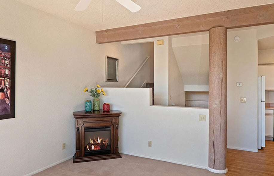 More Photos Of 105 Sugarloaf St, Sedona Apartments For Sale