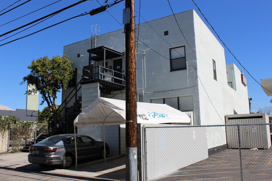 More Photos Of 351-353 S La Brea Ave, Los Angeles Storefront Retail Office For Lease
