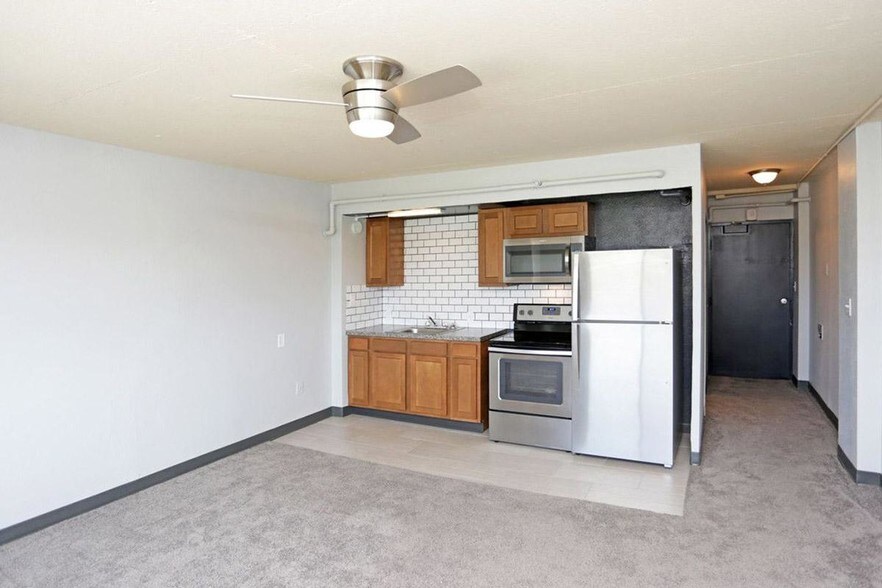 More Photos Of 320 N 22nd St, Omaha Apartments For Sale