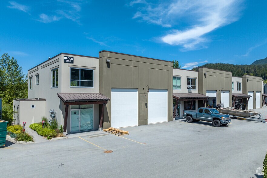 More Photos Of 12835 Lilley Dr, Maple Ridge Warehouse For Lease