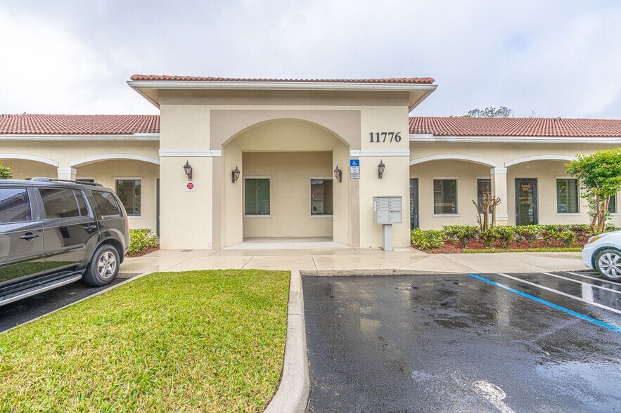 More Photos Of 11776 W Sample Rd, Coral Springs Office Residential For Lease