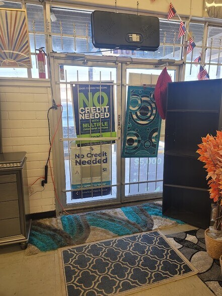 More Photos Of 3646-3678 Culebra Rd, San Antonio Unknown For Lease