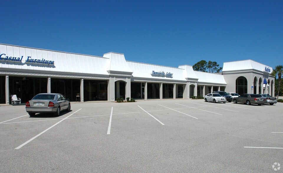 More Photos Of 298 S Yonge St, Ormond Beach Freestanding For Lease