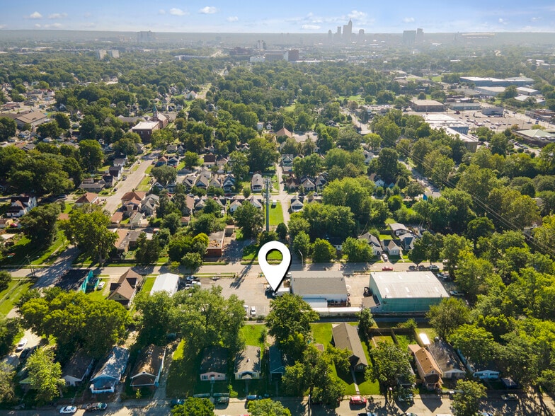 More Photos Of 722 Ketcham St, Indianapolis Warehouse For Sale