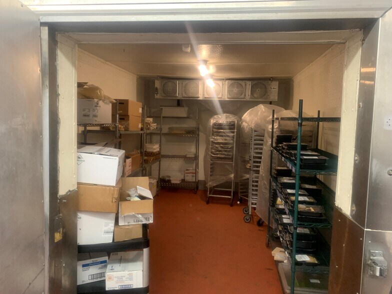 More Photos Of 5110 E Washington Ave, Las Vegas Refrigeration Cold Storage For Sale