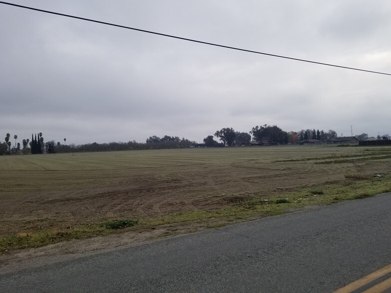 More Photos Of Road 152 & Mineral King Avenue, Visalia Land For Sale