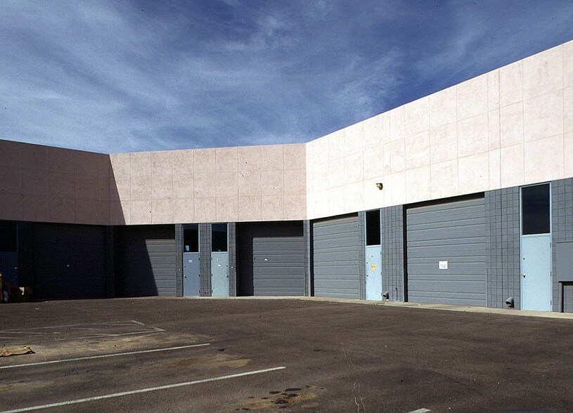 More Photos Of 14885 N 83rd Pl, Scottsdale Showroom For Lease