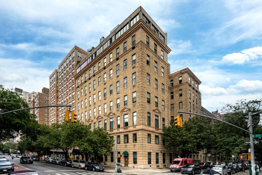 Primary Photo Of 1255 5th Ave, New York Apartments For Sale