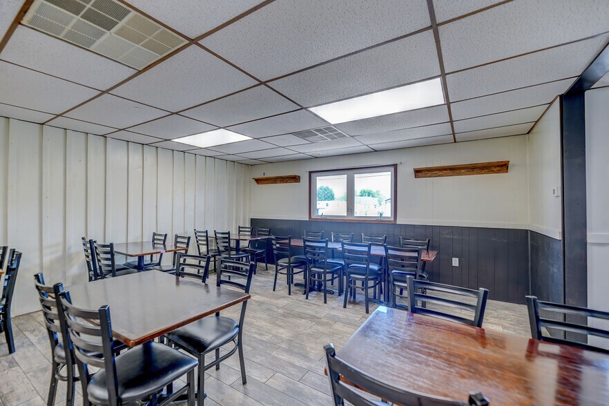 More Photos Of 430 W 3rd St, Nescopeck Restaurant For Sale