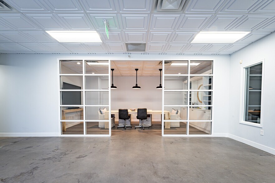 More Photos Of 1270 S Lipan St, Denver Manufacturing For Sale