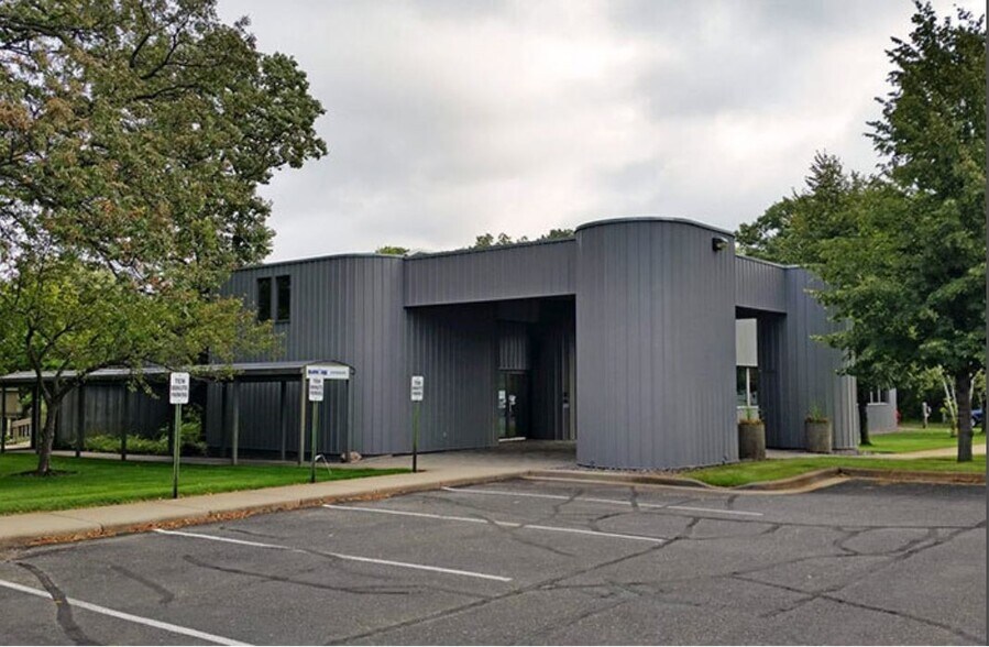 Primary Photo Of 3290 33rd St S, Saint Cloud Office For Lease