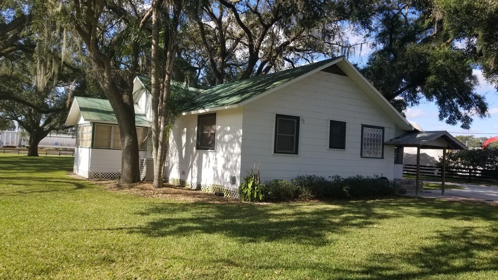 More Photos Of NE Lee St, Wildwood Land For Sale