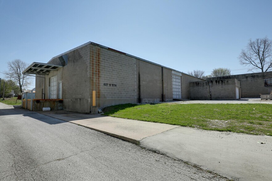 Primary Photo Of 627 5th St, Quincy Industrial For Sale