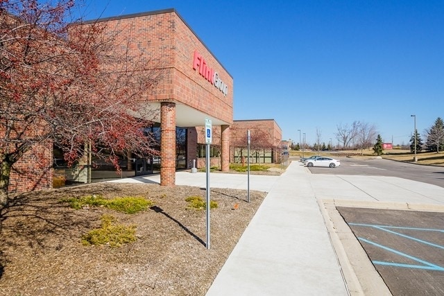 More Photos Of 14909 N Beck Rd, Plymouth Office For Sale