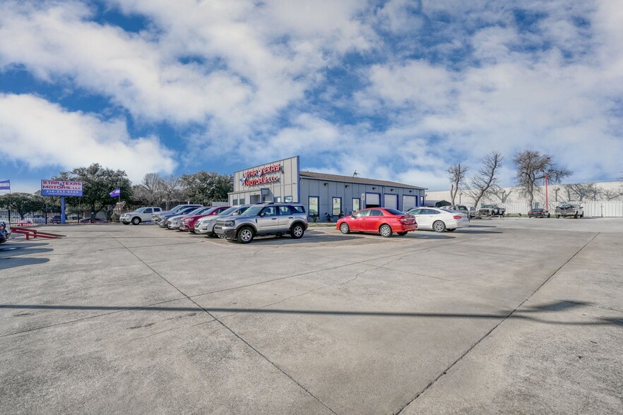 More Photos Of 2661 Walnut Hill Ln, Dallas Auto Dealership For Sale