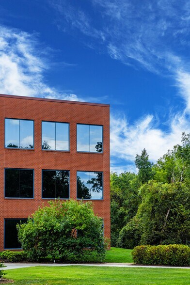 More Photos Of 1225 E Weisgarber Rd, Knoxville Office For Lease