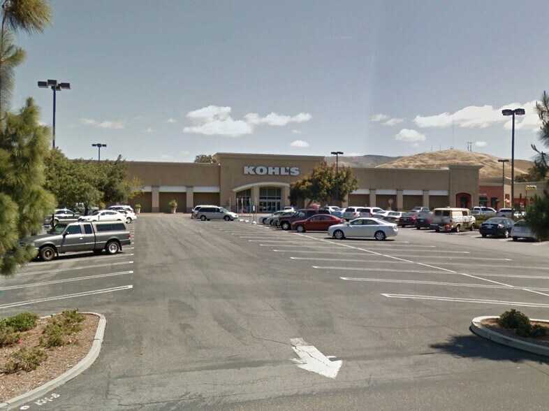 More Photos Of 205 Madonna Rd, San Luis Obispo Storefront For Lease