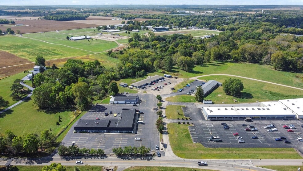 More Photos Of 643 Bodey Cir, Urbana Storefront Retail Office For Sale