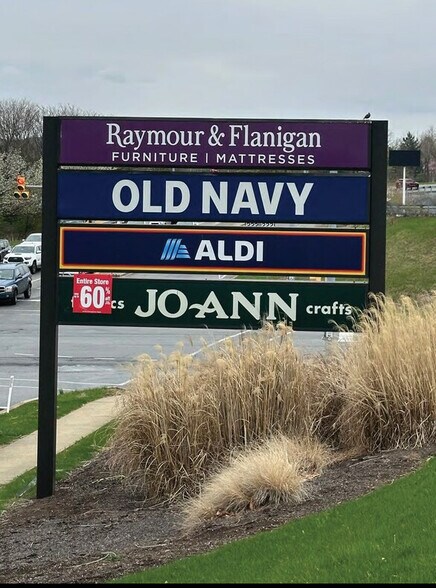 More Photos Of 1075 Woodland Rd, Reading General Retail For Lease