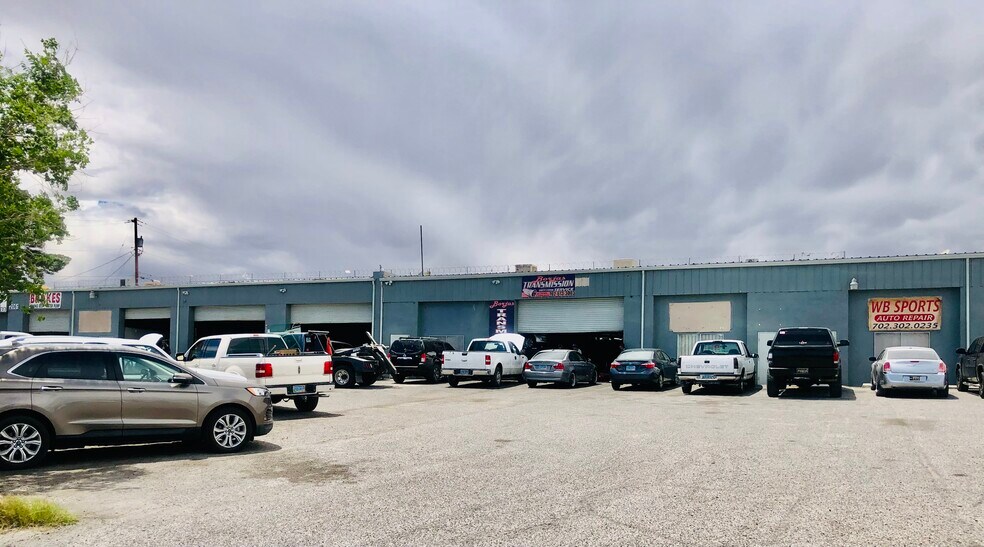 More Photos Of 2061 Losee Rd, North Las Vegas Auto Repair For Sale