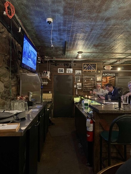 More Photos Of 23 Main St S, Minot General Retail For Lease