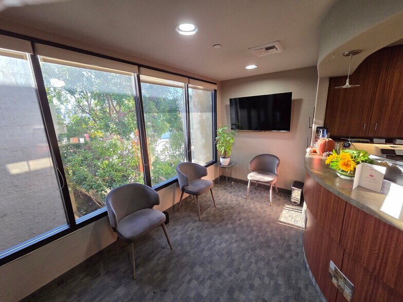 More Photos Of 695 Oak Grove Ave, Menlo Park Medical For Sale