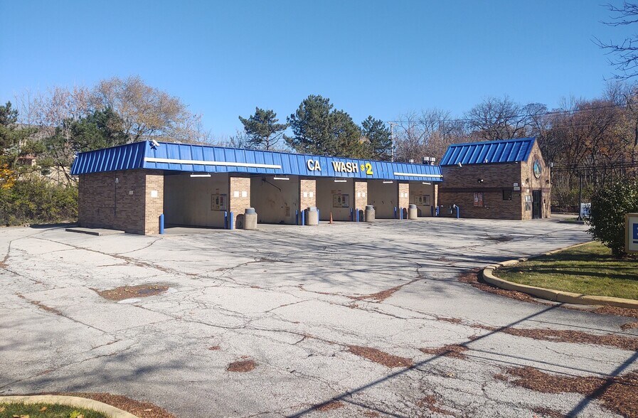 More Photos Of 800 N River Rd, Mount Prospect Specialty For Sale