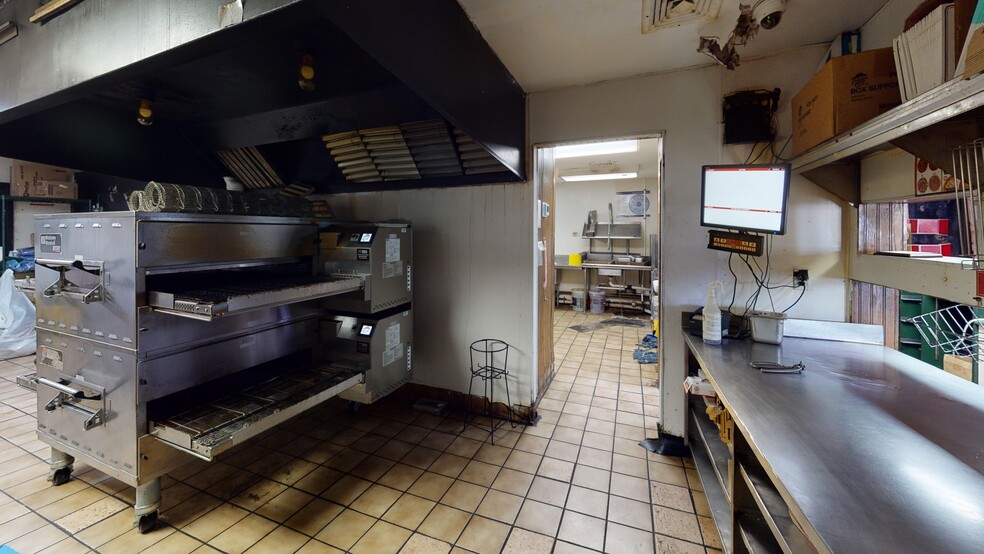 More Photos Of 313 Vineville St, Fort Valley Restaurant For Lease