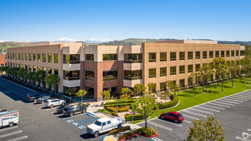 More Photos Of 675 Placentia Ave, Brea Office For Lease