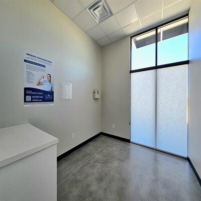 More Photos Of 3315 John F Kennedy Rd, Dubuque General Retail For Lease