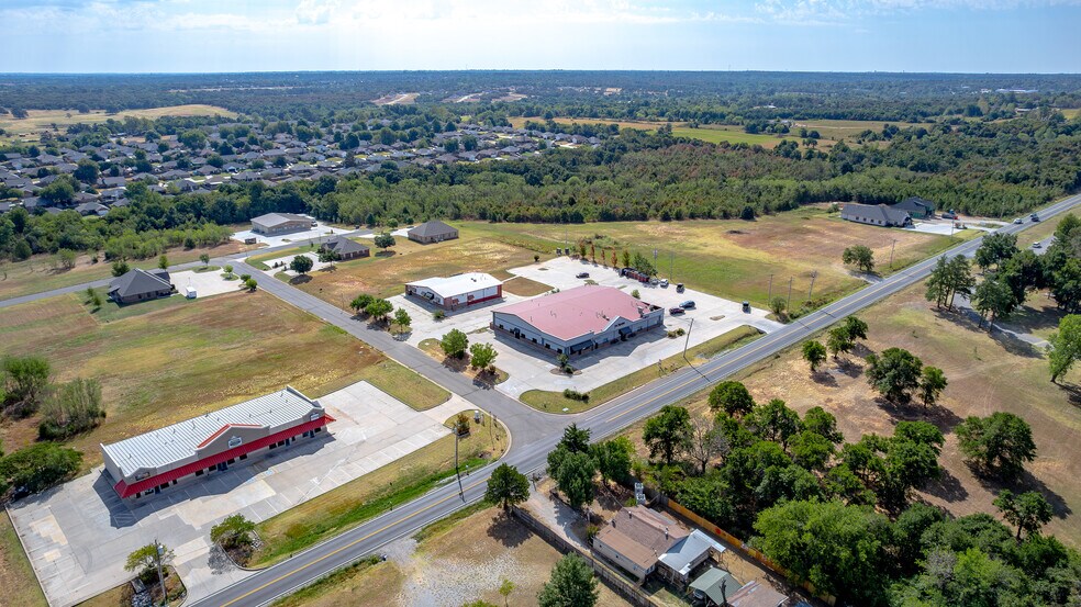 More Photos Of 1940 Harper St, Choctaw Medical For Lease