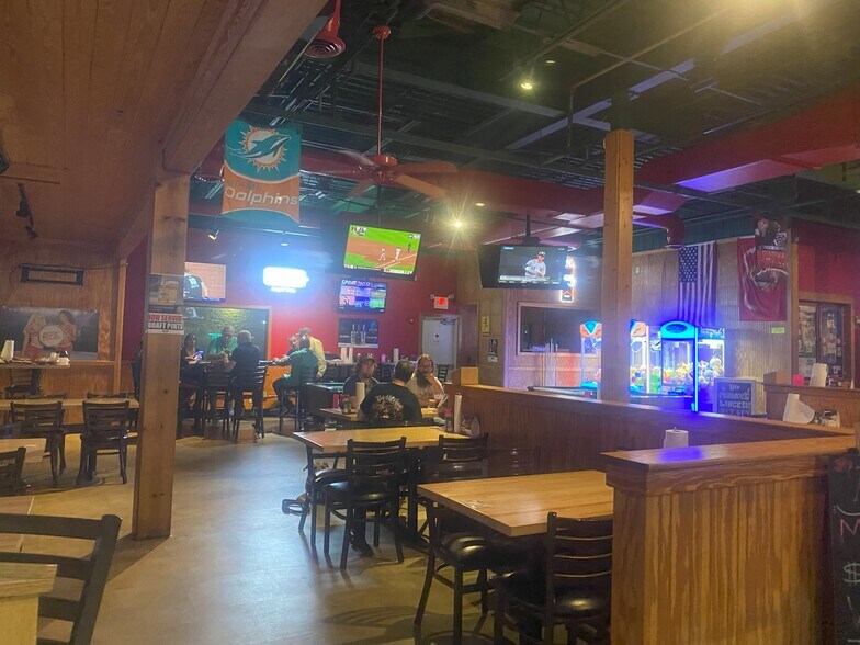 More Photos Of 3789 S Kirkman Rd, Orlando Restaurant For Lease