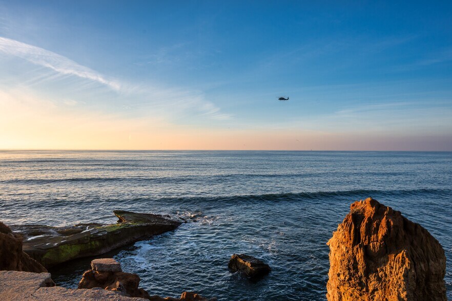 More Photos Of 4741 Point Loma Ave, San Diego Storefront Retail Residential For Sale