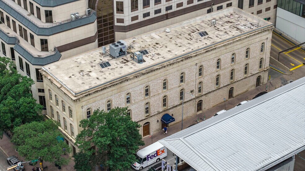 More Photos Of 620 Congress Ave, Austin Office For Lease