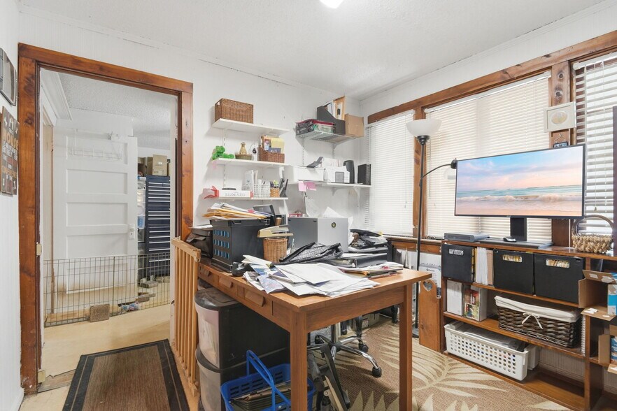 More Photos Of 718 E New York Ave, Deland Specialty For Sale