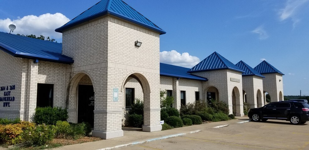 More Photos Of 2614 E Bankhead Hwy, Weatherford Medical For Sale