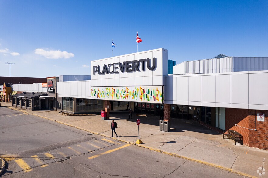 Primary Photo Of 3131 Blvd de la Cote-Vertu, Saint-Laurent Unknown For Lease