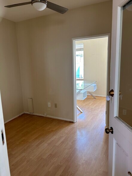 More Photos Of 2051-2063 Mountain Blvd, Oakland Storefront Retail Office For Lease