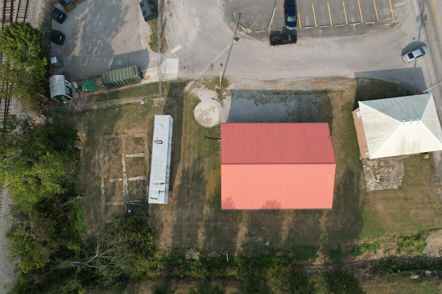 More Photos Of 101 Short st, Morrison Storefront Retail Office For Sale