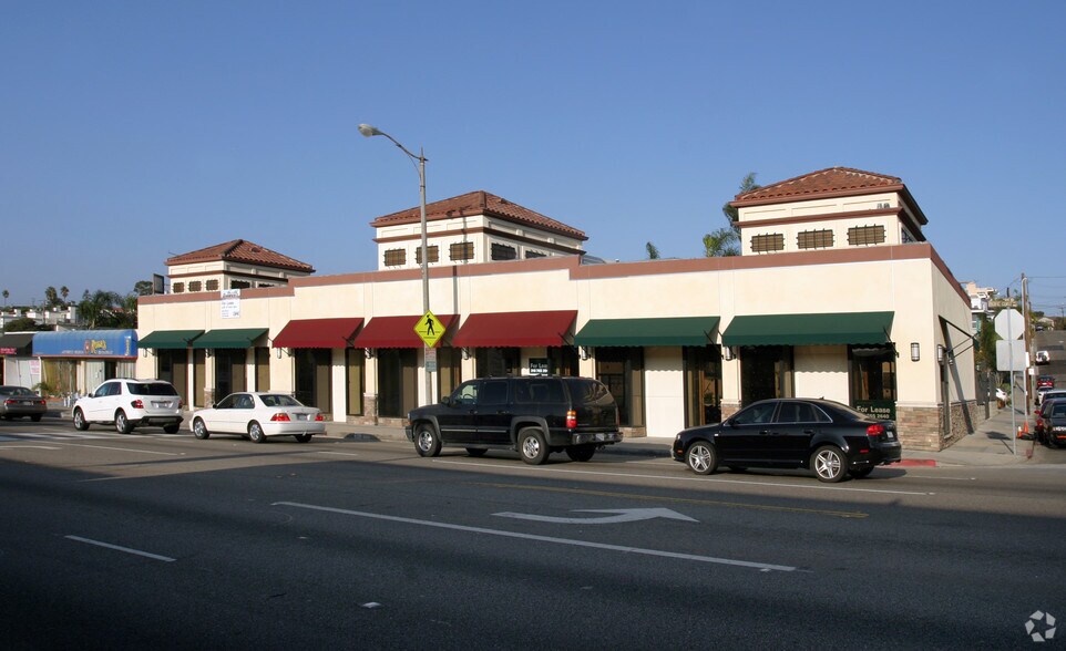 Primary Photo Of 300 Pacific Coast Hwy, Hermosa Beach Freestanding For Lease