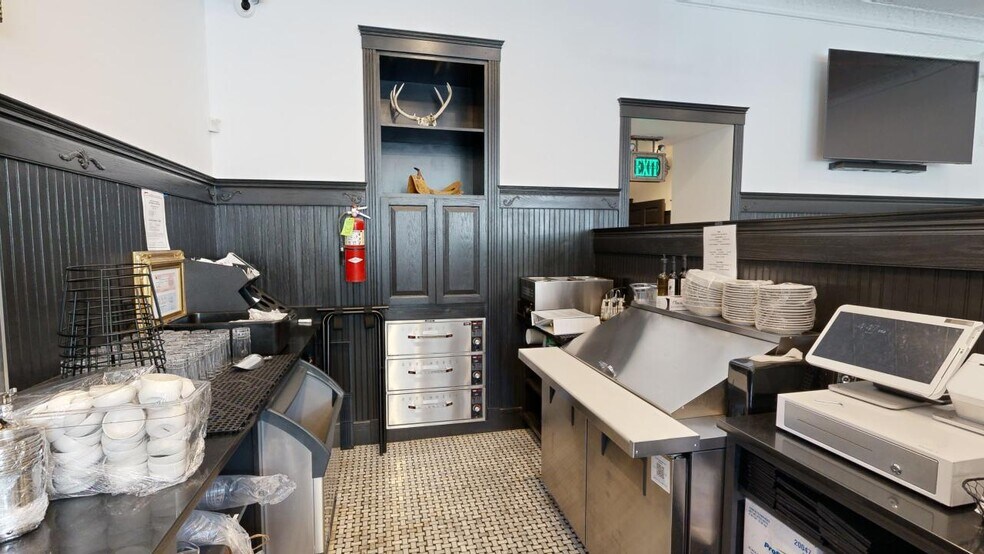 More Photos Of 300 W Third St, Lake City Restaurant For Sale